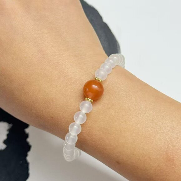 Natural Red Agate Bracelet Icy South Red Agate with Deep Red Center Bead - Picture 2 of 8